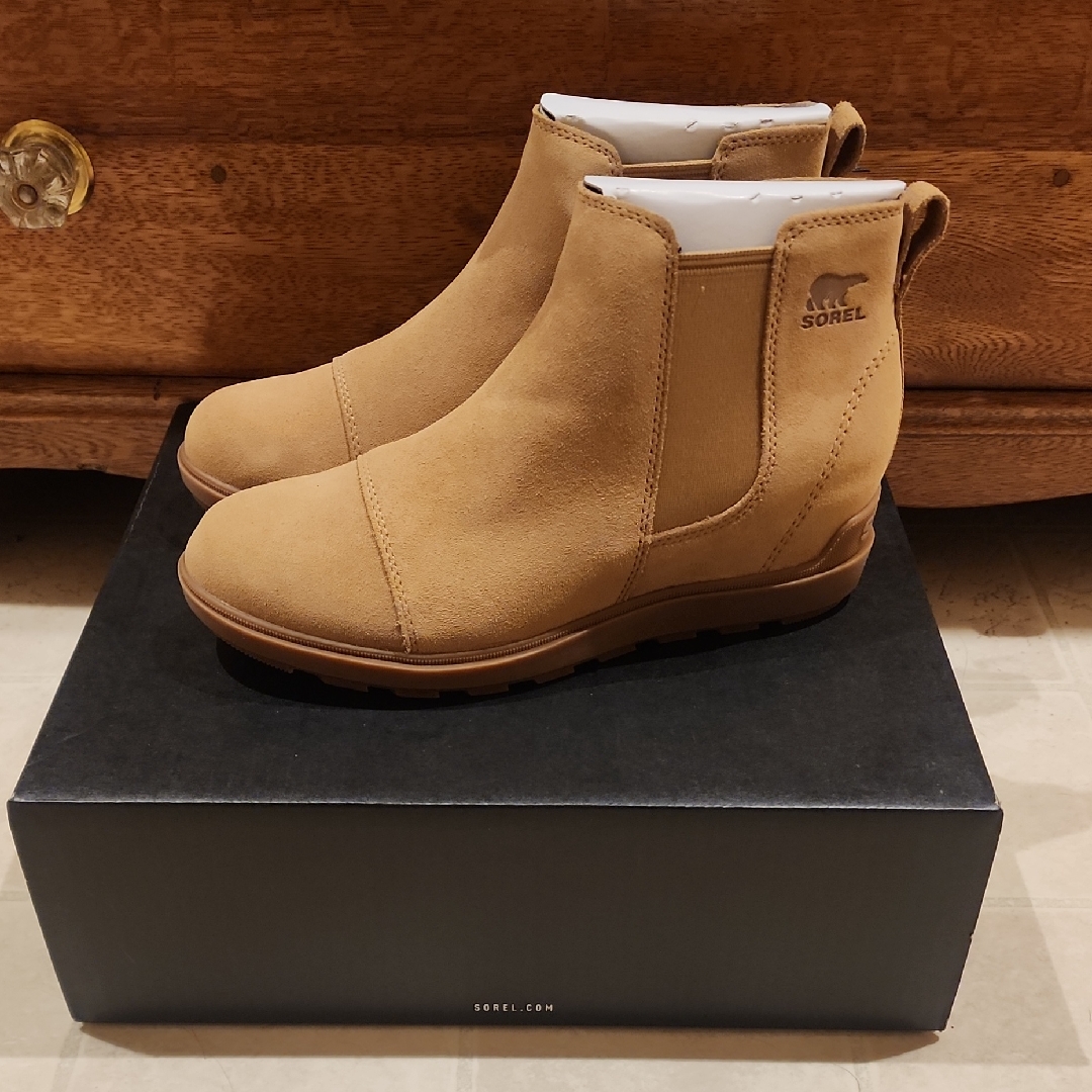 Sorel Evie Ii Chelsea Ankle Booties